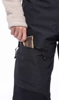 686 Ladies Geode Thermagraph Bib 2022-2023 -Ski Supplies Store 686 ladies geode thermagraph bib 2022 2023 ski pro 383246396 4eccabcc d28a 4928 8bca 77249e029aca