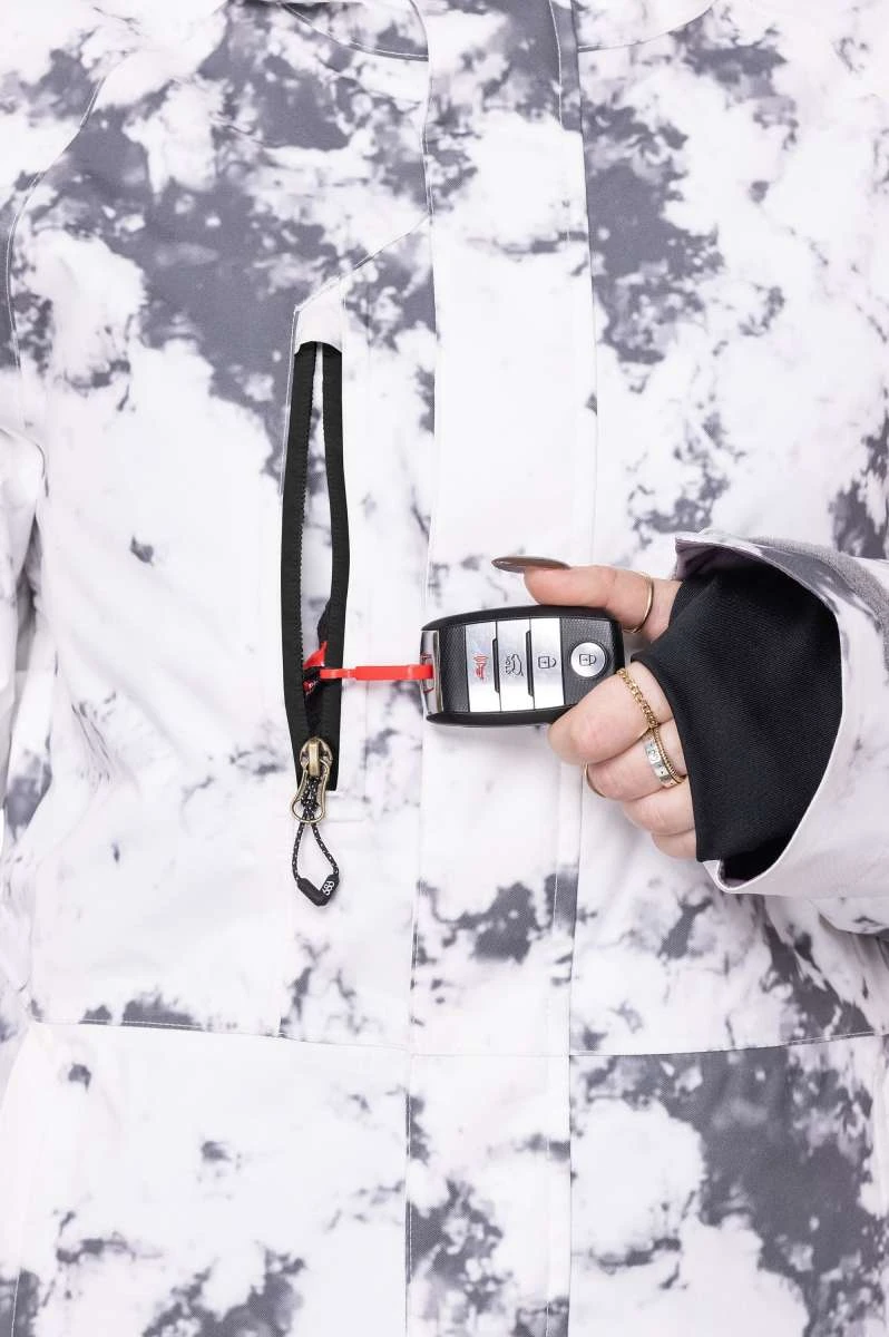 686 Ladies GORE-TEX Willow Insulated Jacket 2022-2023 - Image 6