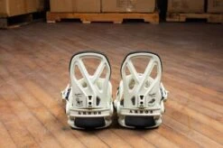 Arbor Hemlock Frank April Limited Edition Snowboard Bindings 2021-2022 -Ski Supplies Store New ARBOR 12W hemlock fa ltd m binding 12w292292585