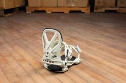 Arbor Hemlock Frank April Limited Edition Snowboard Bindings 2021-2022 -Ski Supplies Store New ARBOR 12W hemlock fa ltd m binding 12w74850323