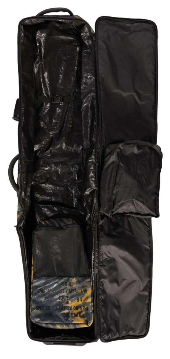 DC Tarmac Wheelie Board Bag 2022-2023 5 DC Tarmac Wheelie Board Bag 2022-2023 - Image 3