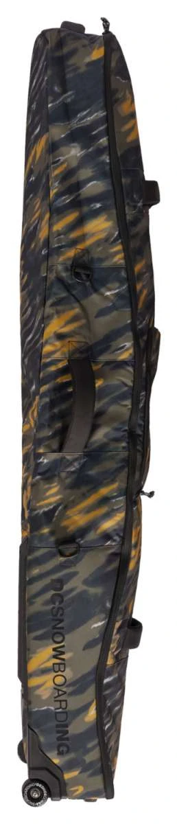 DC Tarmac Wheelie Board Bag 2022-2023 6 DC Tarmac Wheelie Board Bag 2022-2023 - Image 4